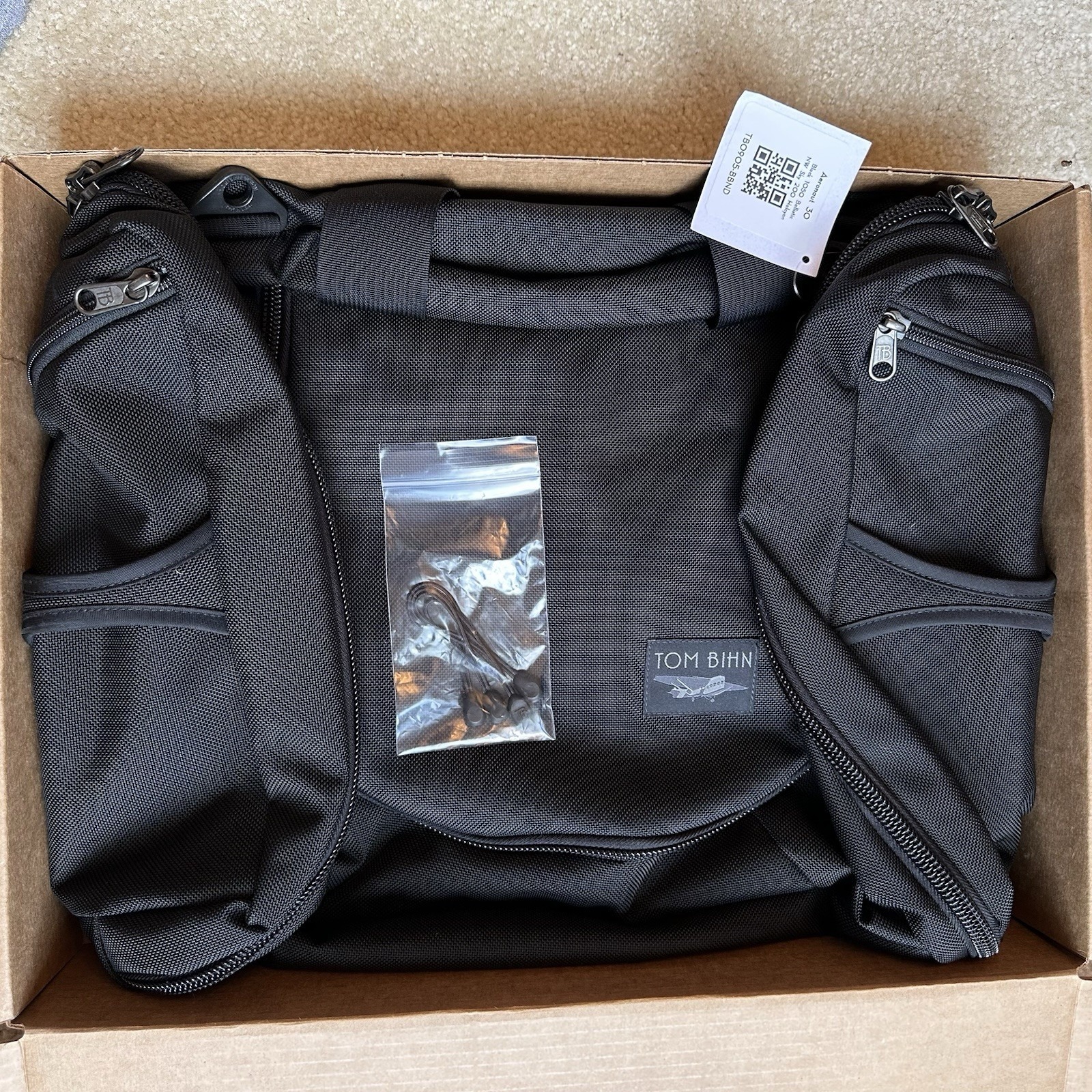 Tom Bihn Aeronaut 30 Black 1050 Ballistic Northwest Sky 200 Halcyon Nwt Made Usa — image 3 of 7